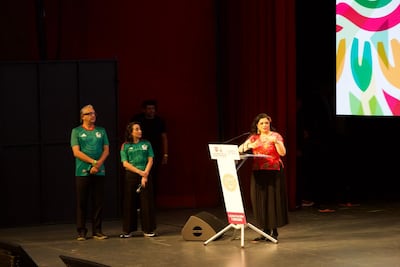Capacitan a más de 110 mil voluntarios para colaborar en el Mundial de Futbol; se convertirán en "embajadores del país", dice Frausto