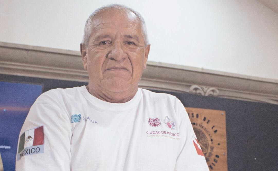 Julio César Cu Cámara es el único buzo de aguas negras en todo el mundo. Foto: Darío Luna/ EL UNIVERSAL