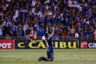 Querétaro vence a Necaxa y está cerca de liguilla