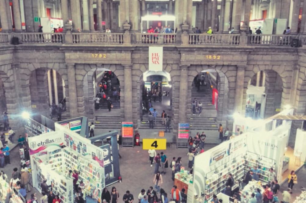 En las taquillas no se vieron largas filas de visitantes, ni mayores aglomeraciones en pasillos y salones del Palacio de Minería. Foto: YANET AGUILAR. EL UNIVERSAL