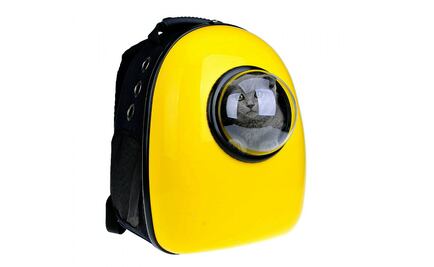¿Conoces la mochila "astronauta" para mascotas viajeras?