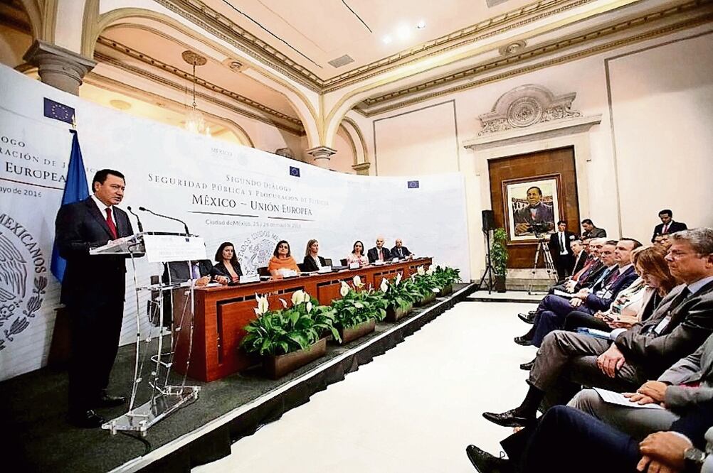 El secretario de Gobernación participó ayer en el segundo diálogo de Seguridad Pública y Procuración de Justicia México-Unión Europea (ESPECIAL)