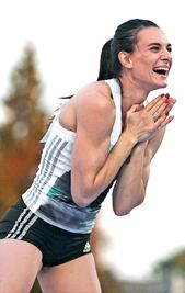 Isinbayeva pide a IAAF estar en Río