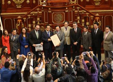 Asambleístas reconocen centenario de EL UNIVERSAL