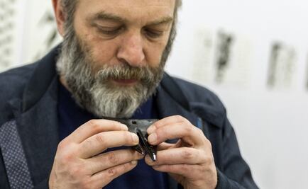 Experiencia de censura inspira a Amorales en la Bienal de Venecia