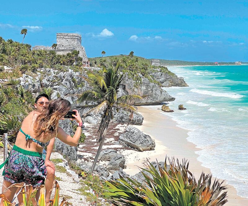 El segundo Tianguis Turístico digital busca promover destinos de romance y tiene un pabellón para apoyar a artesanos. Foto: Daniel Slim/ AFP