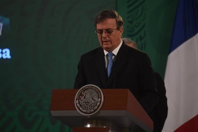 Migrantes utilizan a menores para permanecer en EU y luego los abandonan: Ebrard