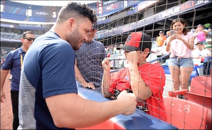 José Altuve, una estrella solidaria