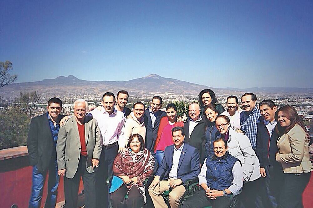 El grupo parlamentario panista en el Senado realizó el 31 de enero de 2014 su reunión plenaria en Morelia, Michoacán. Ahora la hará en su Torre Azul (ARCHIVO ELUNIVERSAL)