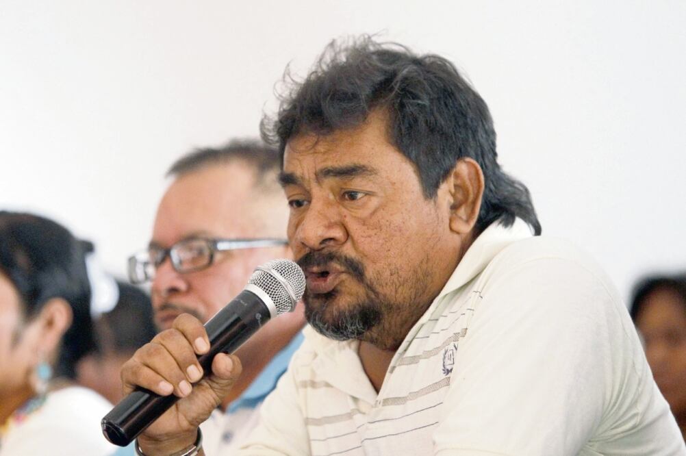 “Nos quedan a deber”.Felipe de la Cruz dijo que el gobierno actual puso trabas para aclarar el caso Ayotzinapa.  (ARCHIVO EL UNIVERSAL)