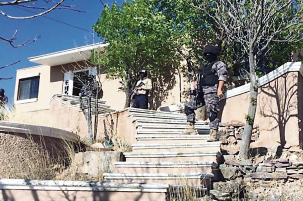 Los domicilios cateados de César Duarte están en Hidalgo del Parral y Balleza, de acuerdo con lo informado por la Fiscalía General de Chihuahua (FISCALÍA GENERAL DE CHIHUAHUA)