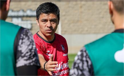 Gonzalo Pineda es presentado como entrenador de Atlas; "Contento de volver a mi país"
