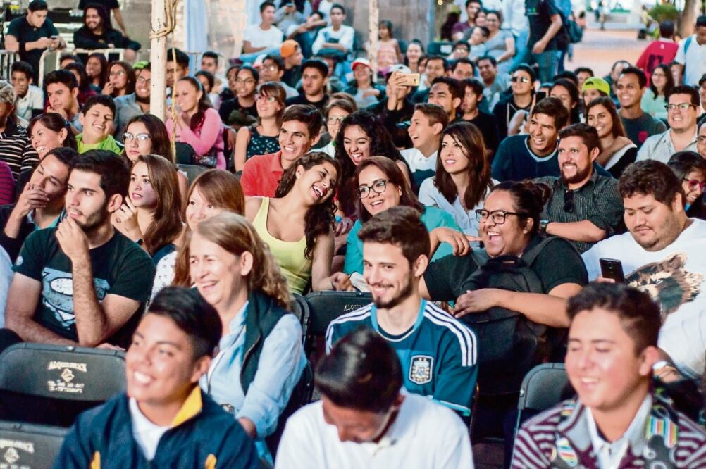 Según la encuesta de la reparadora de crédito, lo que más les preocupa a los millennials son las deudas de las tarjetas de crédito (ARCHIVO EL UNIVERSAL)