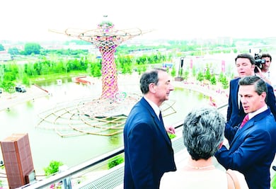 Peña Nieto defiende en UE reforma educativa