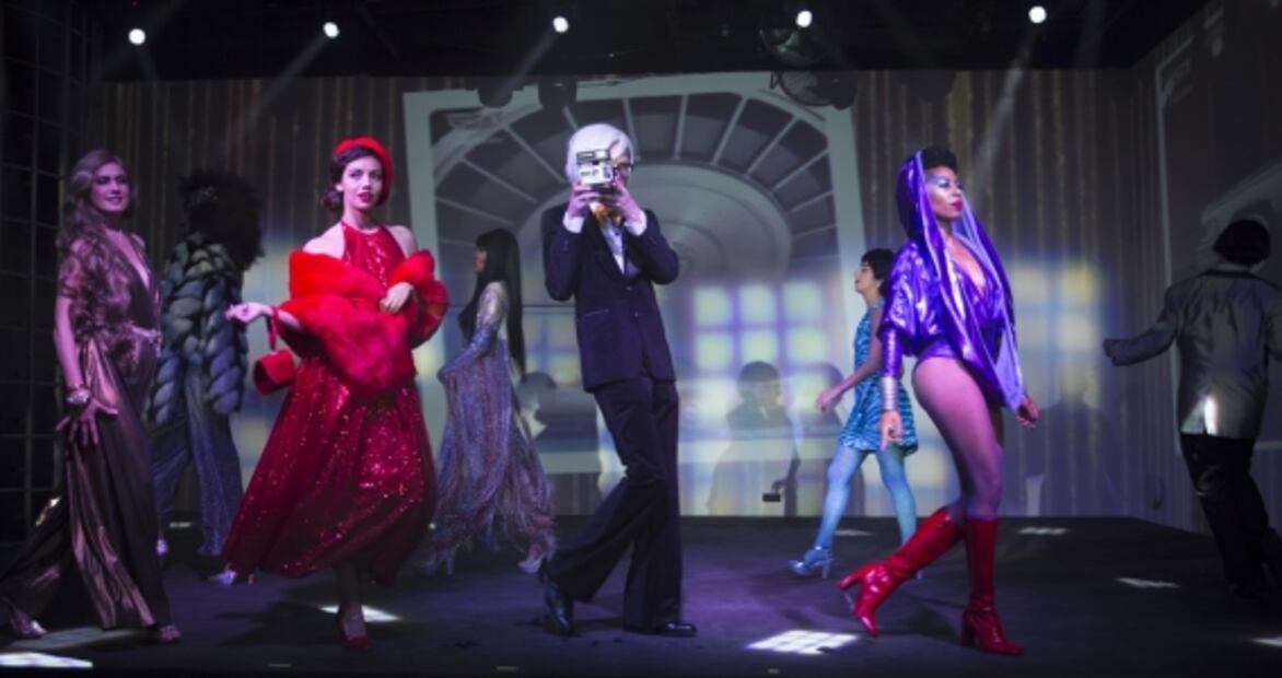 Recrean las fiestas en el Studio 54