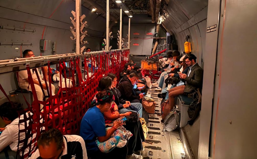 México repatría a 36 mexicanos afectados por el sismo en Colombia (13/08/2026). Foto: Especial