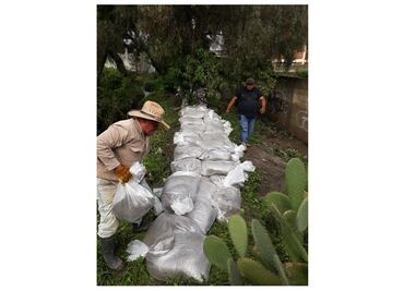 Vecinos afirman vivir con miedo ante desborde de presa en Cuautitlán Izcalli