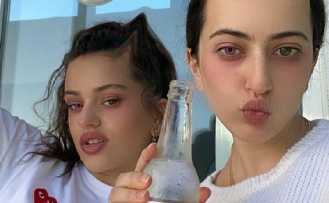 Rosalía y su hermana Pilar. Foto: Twitter @RosaliaArg2