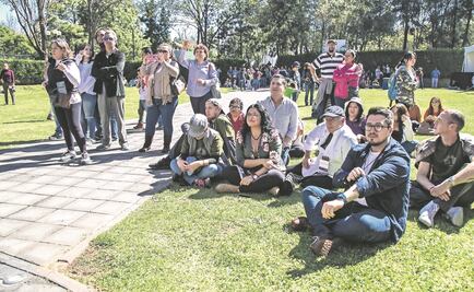 Visitan Los Pinos 90 mil personas en dos días