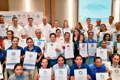 Dan 410 distintivos a 67 empresas turísticas de Quintana Roo