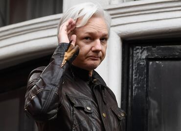 Justicia británica mantiene orden de detención contra Julian Assange