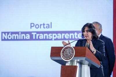 AMLO transparenta nómina del gobierno federal; incluye a 1.7 millones de maestros