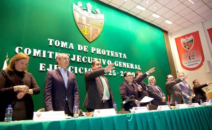 Ricardo Aldana rinde protesta como dirigente del Sindicato de Petroleros; promete sacar a Pemex de "profunda crisis"