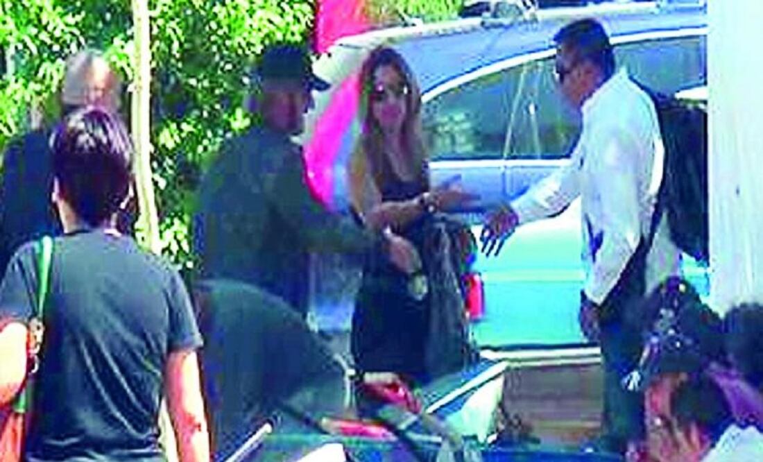 On October 2, 2015 Kate del Castillo traveled to Guadalajara accompanied by actor Sean Penn. They went to hotel Villa Ganz, where they were expected by Andrés Granados, lawyer of "El Chapo". (Photo: Special)