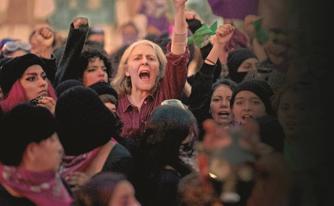 Egurrola fue dirigida por su hija Natalia Beristáin. Foto: Netflix y Archivo/ EL UNIVERSAL