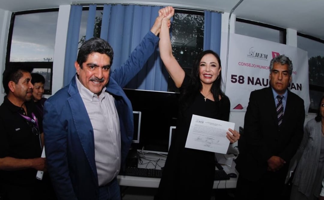 La ex panista estuvo acompañada de Manuel Espino. Foto: Twitter @pderanreveles