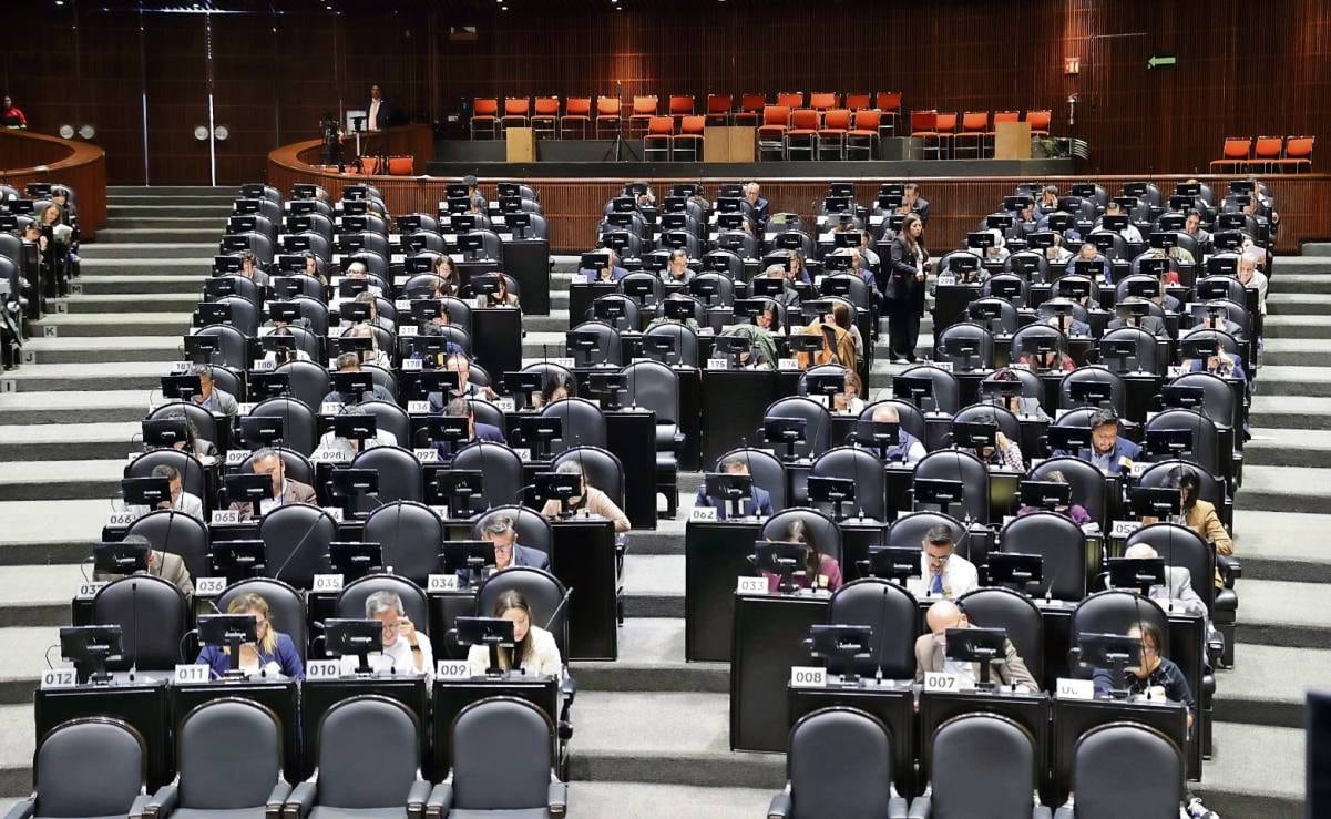 ️ ¡Participan por un lugar dentro del INE!

369 aspirantes a consejeros electorales asistieron a la Cámara de Diputados y presentaron un examen para poder contender por el cargo; solo 185 pasarán a la siguiente etapa