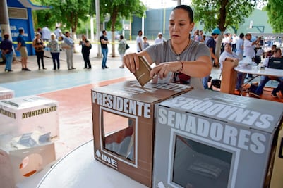 "Erosionada, democracia en América Latina y el Caribe"