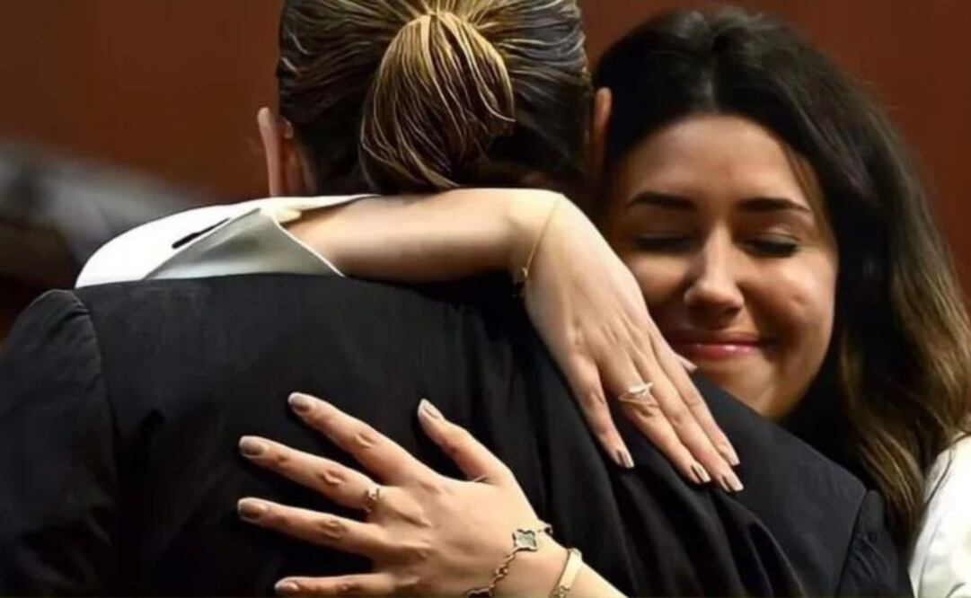 Camille Vásquez con Johnny Depp. Fuente: Instagram @cinefiloboliviano