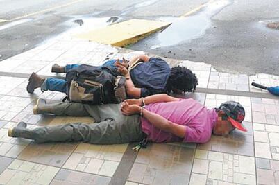 Caen líderes de grupo armado