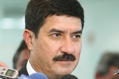 Corral desconfía de jefe policial