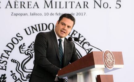 Pide Sandoval respaldar a Peña Nieto sin regateos