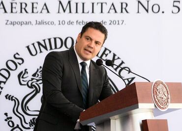 Pide Sandoval respaldar a Peña Nieto sin regateos