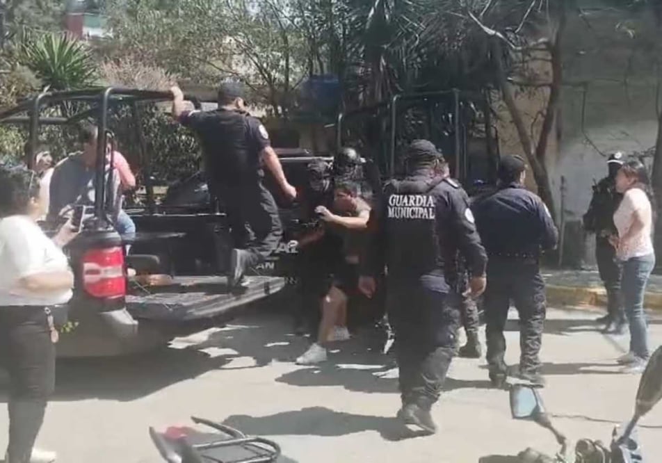 Ocho personas detenidas dejó un enfrentamiento entre habitantes de San José Río Hondo y autoridades municipales. Foto: Especial
