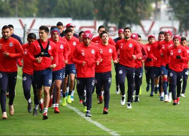 Chivas pone en pausa su regreso a tele abierta