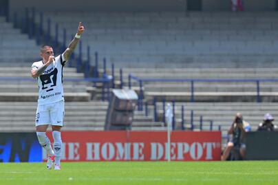 Se va Nicolás Castillo al Benfica