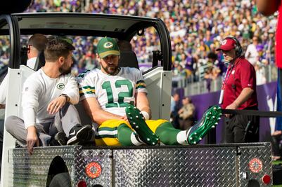 Aaron Rodgers podría perderse el resto de la temporada