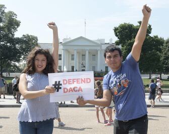 Dreamers celebran fallo a su favor