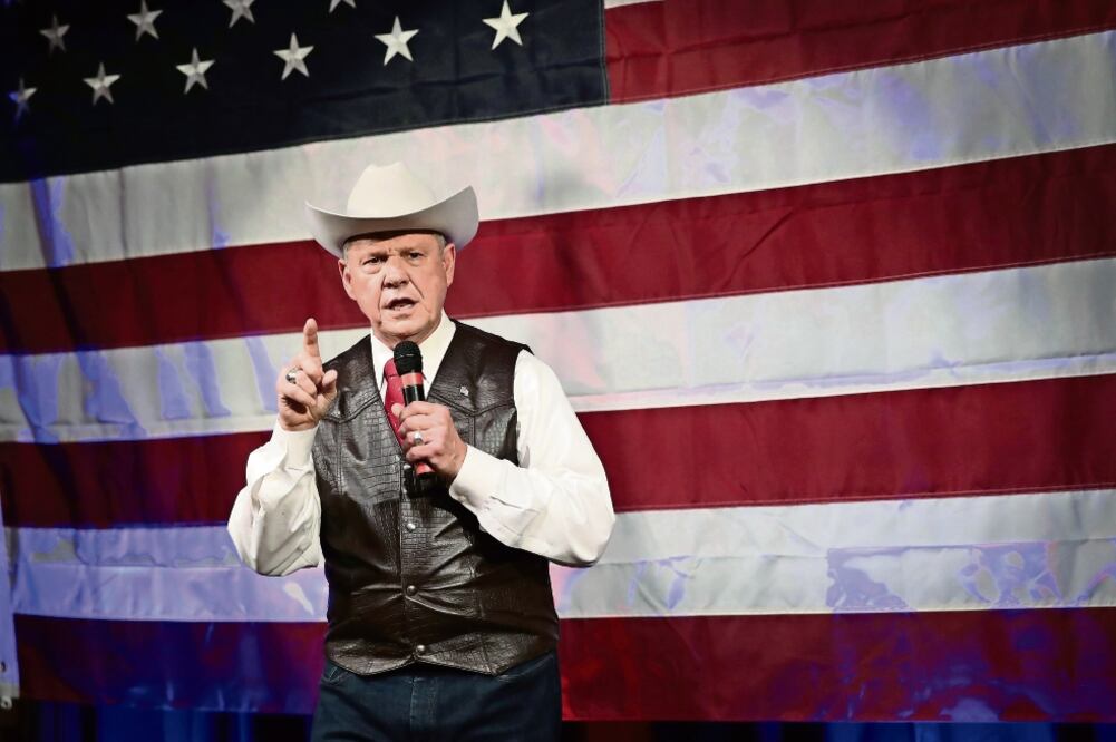 Señalamientos. Ayer el diario The Washington Post publicó más pruebas de los abusos de Roy Moore contra mujeres (AFP)