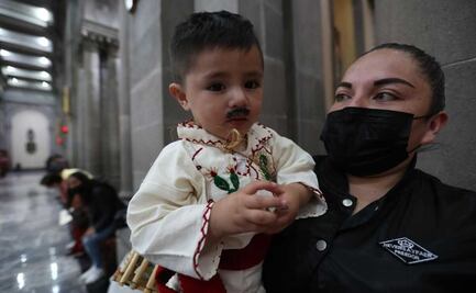 Día de Corpus Christi o Día de las Mulas, sobrevive tradición en Catedral de Toluca pese a bajas ventas para artesanos