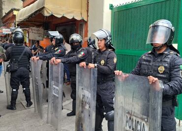 Refuerzan seguridad en juzgados por audiencia de “Lady Racista”; colectivos critican presencia de policías