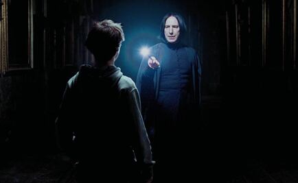 Daniel Radcliffe rinde homenaje a Alan Rickman