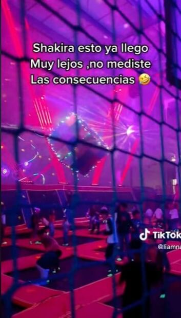 VIDEO: Fiebre por Shakira llega a juegos de niños; así cantan a todo pulmón