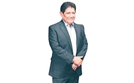 Una foto con un fan costó el Covid a Osorio