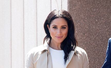 Meghan Markle apuesta por el blanco en su look de embarazada
