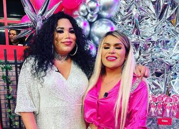 Patadas, un robo y terminó descalza; así denunció Wendy Guevara agresión a Paola Suárez